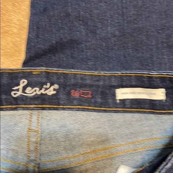 Levi’s High Rise Demi Curve Straight Leg Jeans - Picture 6 of 10